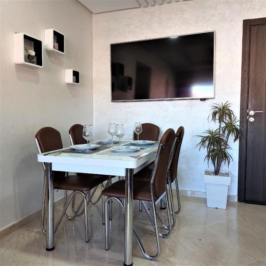 Appartement Pour Familles En Residence Avec Piscine Et Wifi Marrakesh Ngoại thất bức ảnh