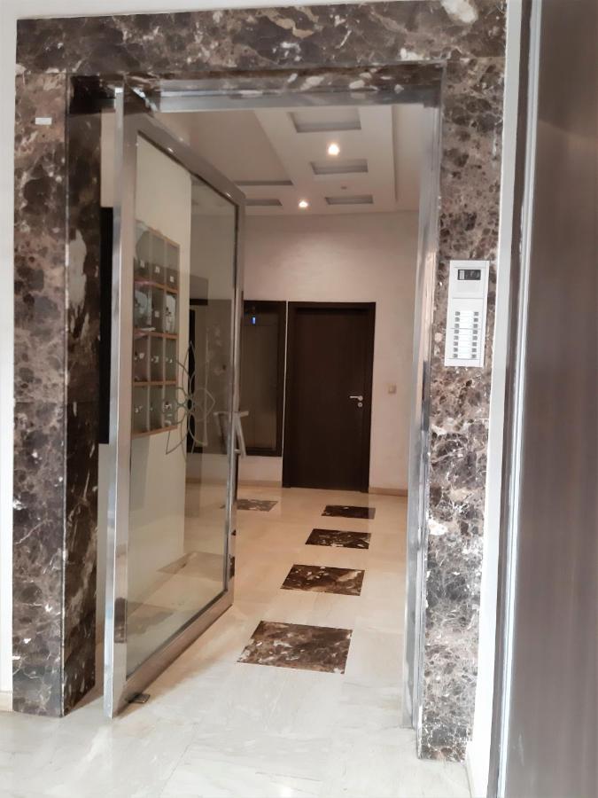 Appartement Pour Familles En Residence Avec Piscine Et Wifi Marrakesh Ngoại thất bức ảnh
